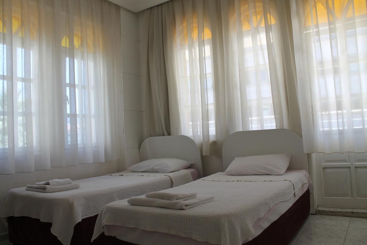 Dm Hotel Marmaris Esterno foto